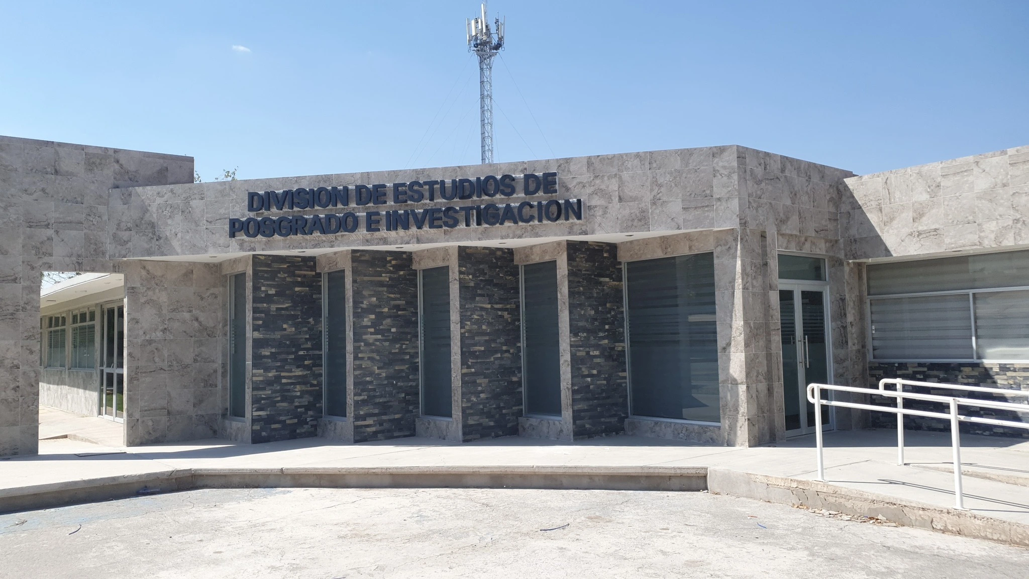 Fachada Posgrado